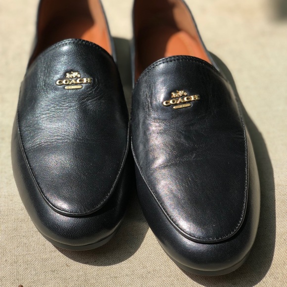 Coach Shoes - SOLD!! COACH Women’s Hallie leather loafer black.